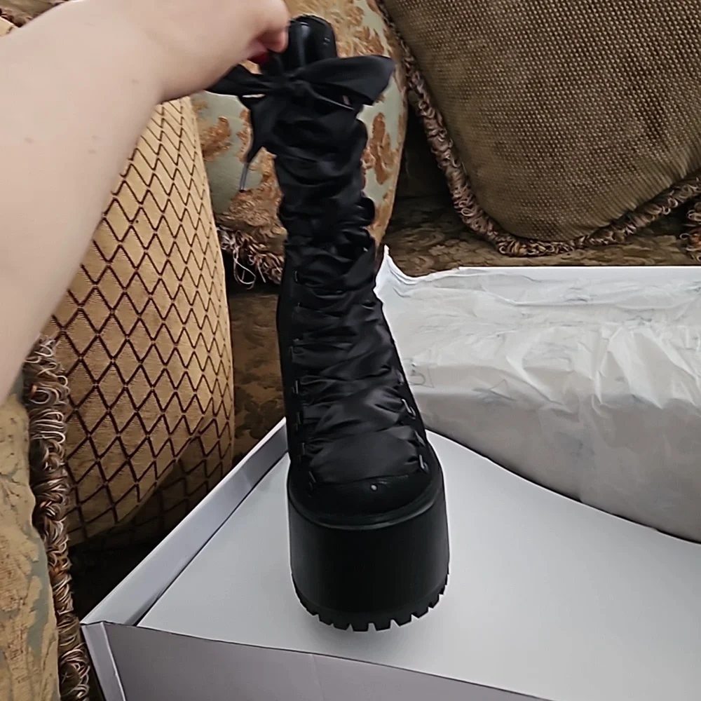 YRU Absinthe Platform Boots - Picture 3 of 5